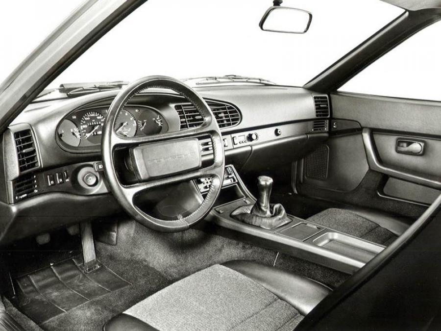  Porsche 944 Turbo Coupe 1985 года  (фото 4 из 13)